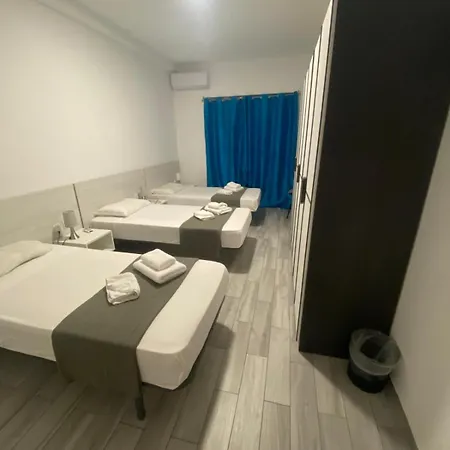 Dingli Street Apartment